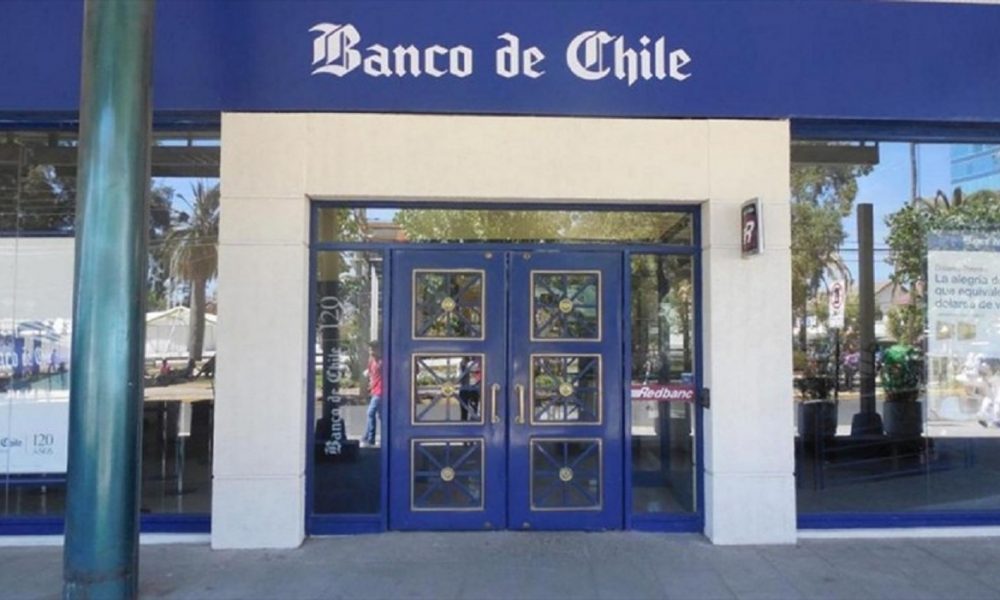 Sindicato Banco de Chile lamenta despido de 500 trabajadores en medio